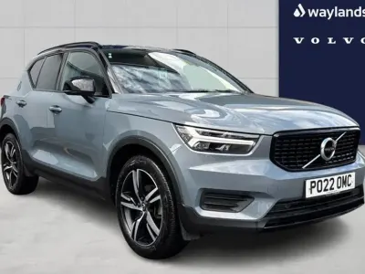 Begagnad Volvo XC40 R-Design 161 HK (118 kW) 2022 Grå SUV