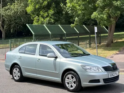 Used Skoda Octavia SE 105 HP (77 kW) 2013 Green Hatchback