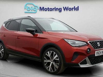 Begagnad Seat Arona Xperience Lux 116 HK (85 kW) 2024 Röd SUV