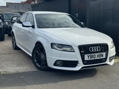Used Audi S4 Design 333 HP (244 kW) 2010 White Sedan