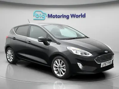 Usado Ford Fiesta Titanium 100 HP (73 kW) 2017 Preto Citadino