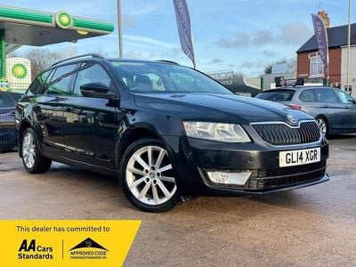 Used Skoda Octavia Elegance 105 HP (77 kW) 2014 Black Estate