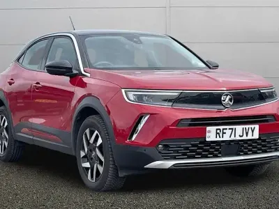 Używany Vauxhall Mokka Elite 131 KM (96 kW) 2022 Czerwony SUV