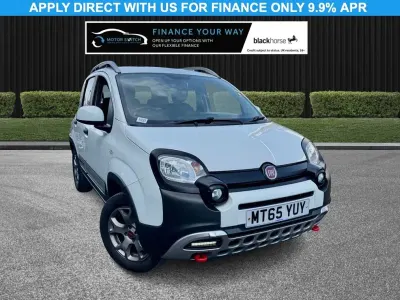 Used Fiat Panda Cross Cross 90 HP (66 kW) 2015 White Hatchback