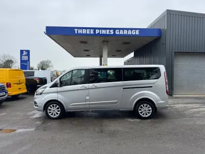 Used Ford Tourneo Titanium 130 HP (95 kW) 2018 Silver MPV