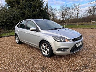 Used Ford Focus Zetec 2011 Silver Hatchback