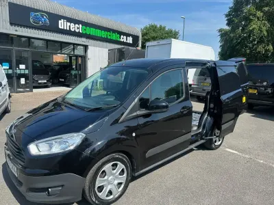 Used Ford Transit Courier Trend 95 HP (69 kW) 2017 Black Van