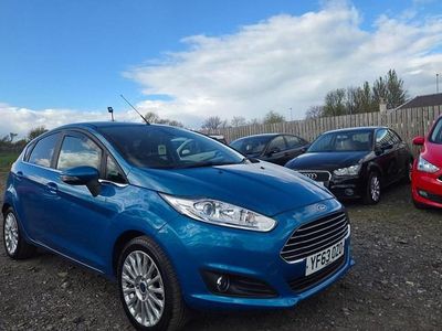 Usado Ford Fiesta Titanium 125 HP (91 kW) 2013