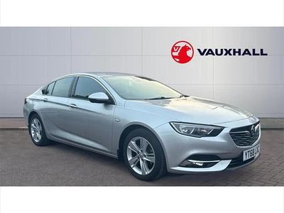 Used Vauxhall Insignia 136 HP (100 kW) 2018 Silver Hatchback
