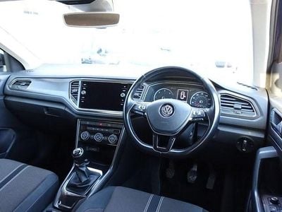 Used VW T-Roc Design 115 HP (84 kW) 2019 Blue SUV