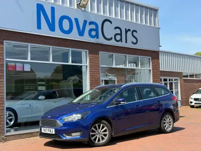 Used Ford Focus Titanium 120 HP (88 kW) 2017 Blue Estate