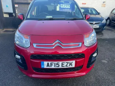 Begagnad Citroën C3 Picasso VTR Sport 2015 Röd Minibuss