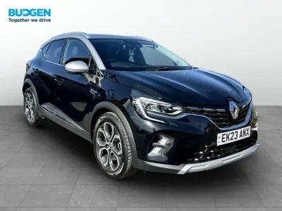 Używany Renault Captur Techno 143 KM (105 kW) 2023 Szary SUV