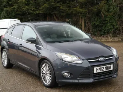 Used Ford Focus Zetec 115 HP (84 kW) 2012 Grey Hatchback