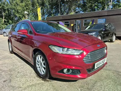 Used Ford Mondeo Titanium 115 HP (84 kW) 2014 Red Estate