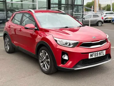Used Kia Stonic 2019 Blaze red SUV