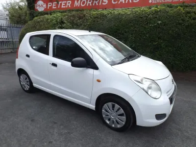 Used Suzuki Alto 68 HP (50 kW) 2013 White Hatchback
