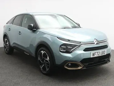 Used Citroën C4 PureTech 130 HP (95 kW) 2022 Blue Hatchback