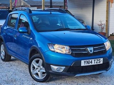 Used 2014 Dacia Sandero Lauréate | £3,150 (Fair price)