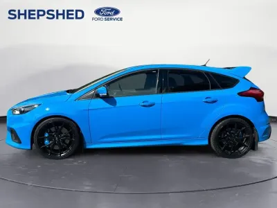 Used Ford Focus RS 350 HP (257 kW) 2017 Blue Hatchback