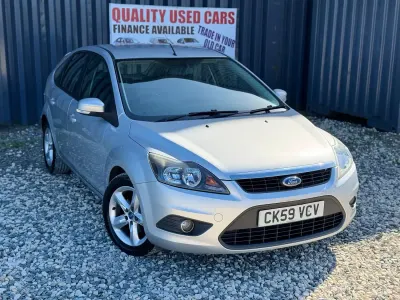 Used Ford Focus Zetec 99 HP (72 kW) 2009 Silver Hatchback