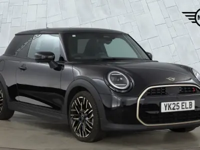 Used Mini Cooper S Hatch 201 HP (147 kW) 2025 Black Hatchback