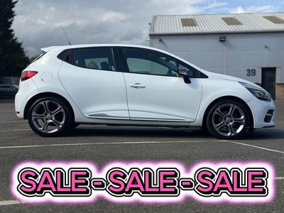Used Renault Clio IV Dynamique 90 HP (66 kW) 2016 White Hatchback