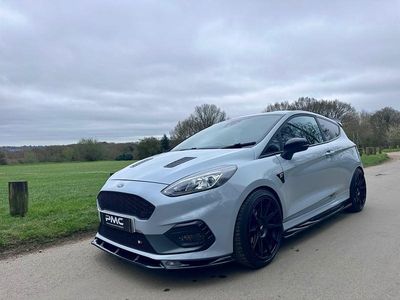 Begagnad Ford Fiesta ST 200 HK (147 kW) 2019 Silver Halvkombi
