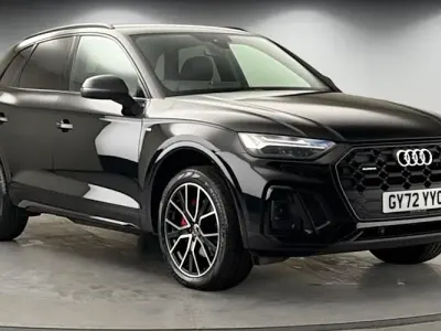 Used Audi Q5 Comfort 204 HP (150 kW) 2022 Mythos black metallic/mythos black metallic SUV
