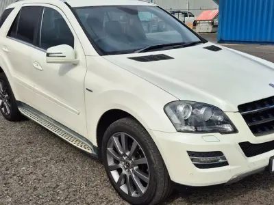 Used Mercedes ML300 2011 White SUV