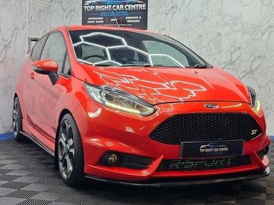 Used Ford Fiesta ST 182 HP (133 kW) 2016 Orange Hatchback