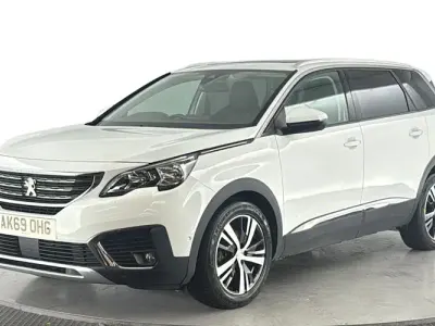 Gebraucht Peugeot 5008 Allure 131 PS (96 kW) 2020 Weiß SUV