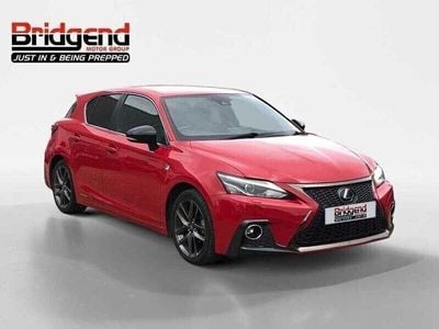 Lexus CT200h