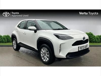 Used Toyota Yaris Cross 113 HP (83 kW) 2023 White SUV