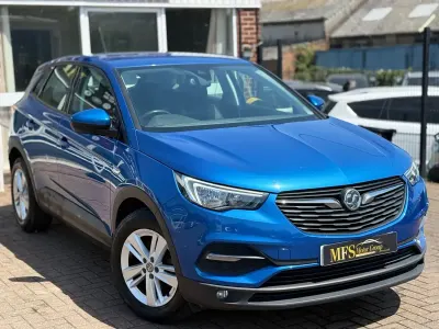 Used Vauxhall Grandland X S 130 HP (95 kW) 2019 Blue SUV