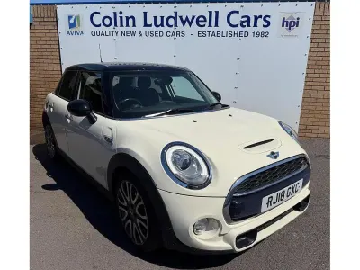 Used Mini Cooper S Hatch 2018 White Hatchback