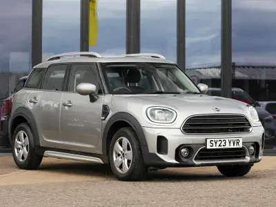 Used Mini Cooper Countryman Classic 134 HP (98 kW) 2023 Silver SUV
