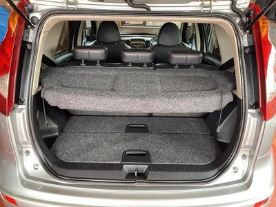 Used Nissan Note Tekna 110 HP (80 kW) 2008 Silver Hatchback