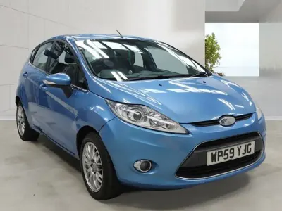 Used Ford Fiesta Zetec 96 HP (70 kW) 2010 Blue Hatchback