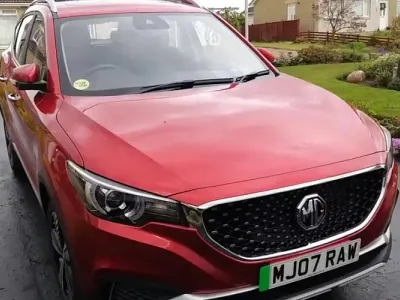 Used MG ZS Exclusive 105 kW (143 HP) 2021 Red SUV