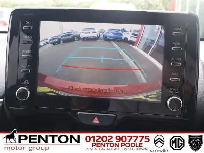 Used Toyota Yaris Hybrid Design 114 HP (83 kW) 2023 Red Hatchback