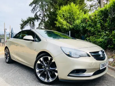 Used Vauxhall Cascada Elite 170 HP (125 kW) 2015 Brown Cabriolet