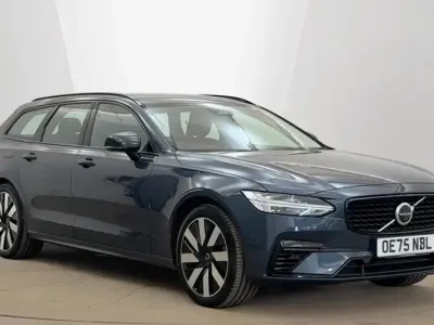 Used Volvo V90 Plus 345 HP (253 kW) 2025 Blue Estate