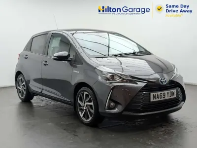 Second-hand Toyota Yaris Hybrid 2020 Gri Hatchback