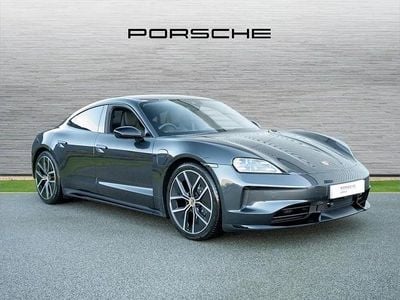 Używany Porsche Taycan Black Edition 319 kW (435 KM) 2025 Szary Sedan/Limuzyna