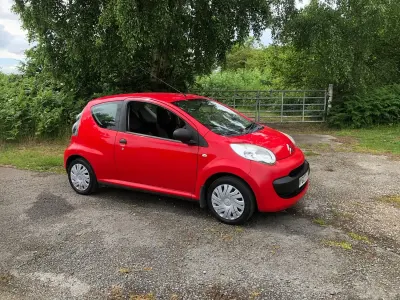 Used Citroën C1 68 HP (50 kW) 2007 Red Hatchback