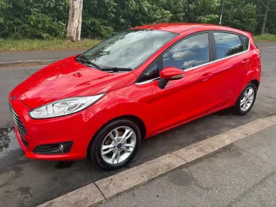 Used Ford Fiesta Zetec 2014 Red Hatchback