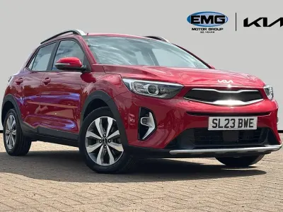 Used Kia Stonic 99 HP (72 kW) 2023 Red SUV
