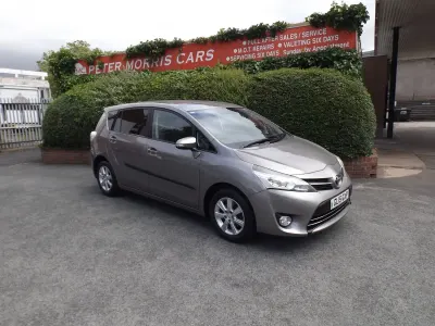 Used Toyota Verso 132 HP (97 kW) 2015 Bronze MPV
