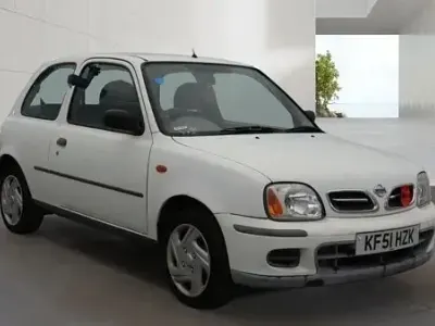 Used Nissan Micra S 54 HP (39 kW) 2001 White Hatchback